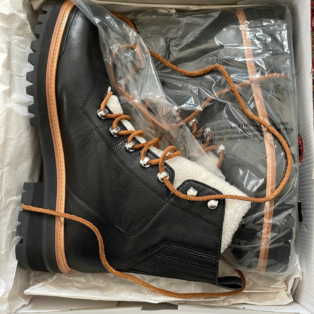 NEW Marx Fisher Izzie Suede Boots Black Size 10